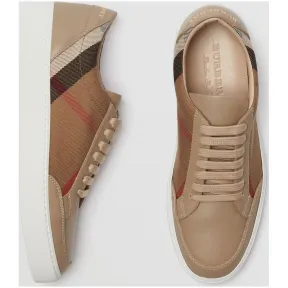 博百利/Burberry 女士 格纹装饰皮革运动鞋 (House 格纹 / 裸色) 40400571