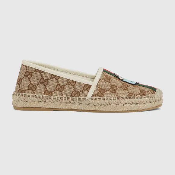 古驰/Gucci 平底女式草编鞋，带有 GG 和 Patch 737513-FABOS-9743