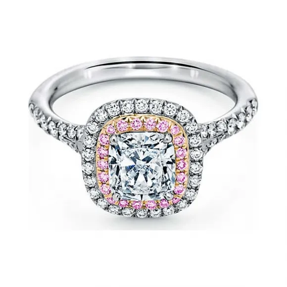 Tiffany Soleste 系列铂金镶嵌粉钻枕形切割订婚钻戒  GRP10875