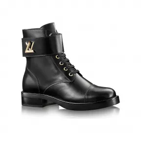 路易威登/Louis Vuitton WONDERLAND 平底军靴 1A1IY7