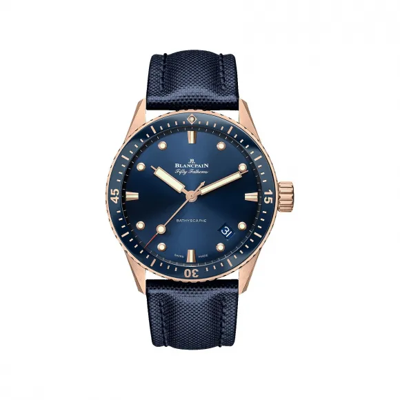 宝珀/Blancpain 五十噚系列系列 红金，单向旋转缎面磨砂钛金属表圈，内嵌陶瓷，并填充液态金属刻度 43毫米 自动机械 男表 5000-36S40-O52A