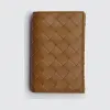葆蝶家/Bottega Veneta 芥末色、黑色 护照夹 629679-VCPQ6-7766