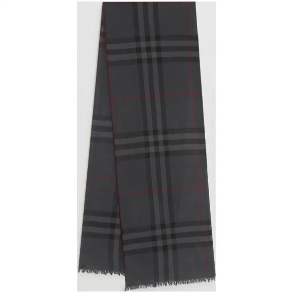 博百利/Burberry  轻盈格纹丝毛混纺围巾 (炭灰色格纹)  39954841