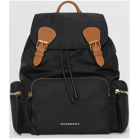 博百利/Burberry 女士 The Rucksack - 大号功能性尼龙拼皮革军旅背包 (黑色) 40148791