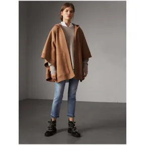 博百利/Burberry 女士 羊毛混纺连帽斗篷 (驼色) 40206861