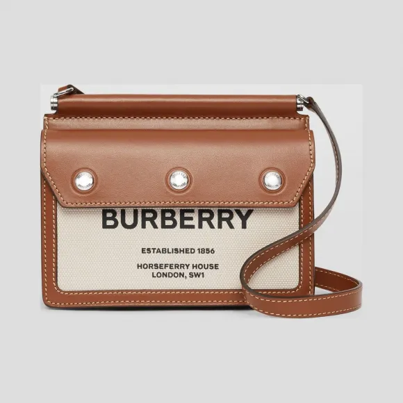 博百利/Burberry Title - 迷你 Horseferry 印花口袋细节泰尔特手袋 (自然色 / 麦芽棕) - 女士  80146111