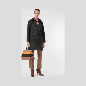 博百利/Burberry 女士 菱形绗缝双排扣大衣 (黑色) 80210561