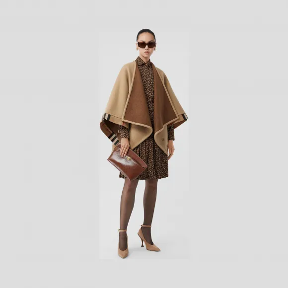 博百利/Burberry 格纹装饰羊毛混纺披肩 (典藏米色) - 女士  80255631