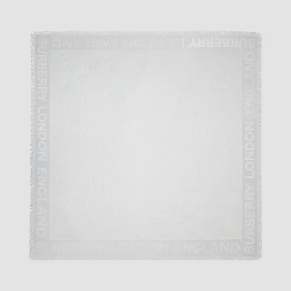 博百利/Burberry 人造水晶细条纹丝毛混纺大号方巾 (浅砾石灰) - 女士  80294141