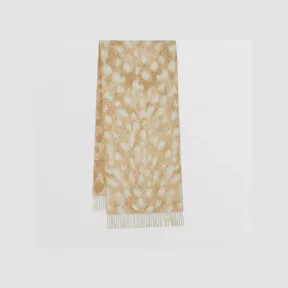 博百利/Burberry 鹿纹羊毛提花围巾 (浅驼色) 80496721