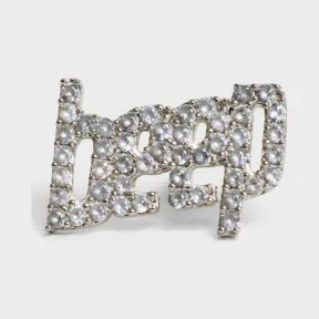 思琳/Celine 男士 复古银色饰面镶水晶Beep字母黄铜插针式胸针 46P916BZI.36SM