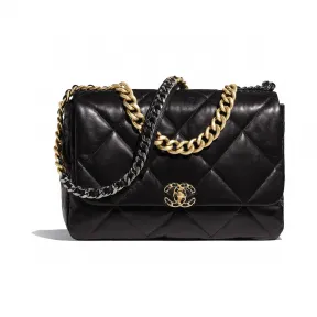 香奈儿/Chanel Chanel 19 Maxi 口盖包  小羊皮、金色、银色与钌色金属  黑 AS1162-B02875-94305