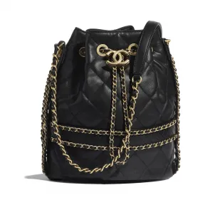 香奈儿/Chanel 大号抽绳包  羊皮革与金色金属  黑 AS2252-B04582-94305