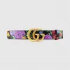 古驰/Gucci 艺术家Ken Scott印花系列双G带扣宽版皮革腰带 400593-UBE0C-1058