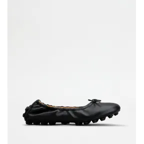 托德斯/Tod's 女人 黑色 皮革芭蕾舞鞋 XXW76K0HD20SOM9999