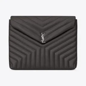 伊夫圣罗兰/Yves Saint laurent LOULOU文件架采用闪亮的灰色沥青皮革制成，带有“Y”绗缝 483236DV