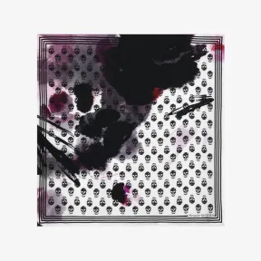 亚历山大麦昆/Alexander McQueen 女式象牙色/黑色水彩涂鸦机车方巾 7326813001Q9260 811204485