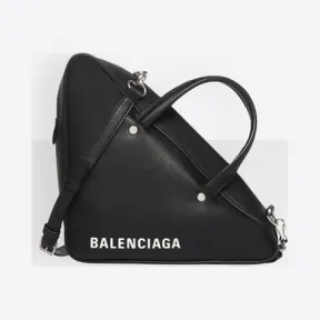 巴黎世家/Balenciaga ‎女士‎ ‎黑色 ‎ ‎小号三角形旅行包 ‎ | Balenciaga 476975-C8K02-1000