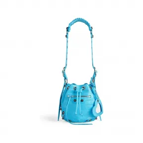 巴黎世家/Balenciaga Le Cagole 加小号鳄鱼纹压花水桶包 为 所有 在 天蓝 702431-23EBY-4809