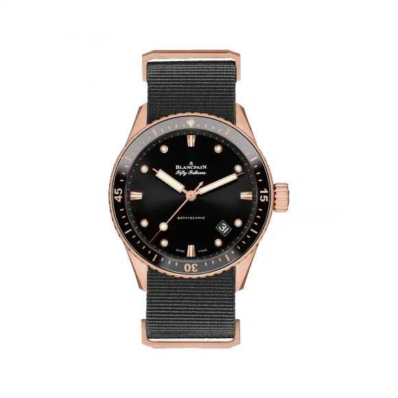 宝珀/Blancpain Fifty Fathoms 五十噚系列 Sedna金 自动机械机芯 男表 5000-36S30-NAB
