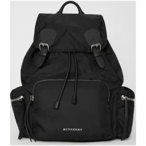 博百利/Burberry 女士 The Rucksack - 大号功能性尼龙拼皮革军旅背包 (黑色) 40482981