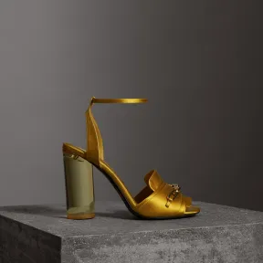 博百利/Burberry 女士 链环装饰塑质跟缎面凉鞋 (古典黄色) 40756631