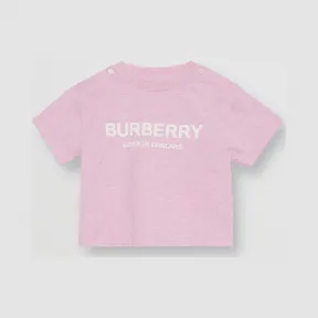 博百利/Burberry 童装 徽标印花棉质 T 恤衫 (浅霓彩粉) 80168241