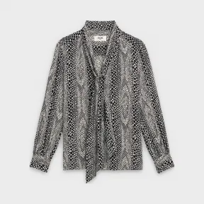 思琳/Celine 女士 V领系结蛇形印花乔其纱短衫 2B013173D.38AW