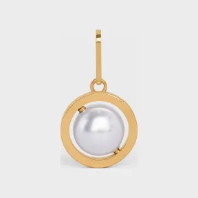 思琳/Celine Celine Separables Swivel金色饰面黄铜和树脂珍珠吊坠 46Z116BPE.01GI