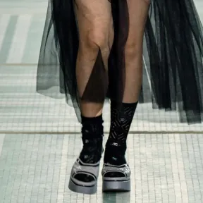 香奈儿/Chanel 袜子 - 棉质、混合纤维与水钻  黑 — 精品 香奈儿 AA9238B1359194305 AA9238B1359194305