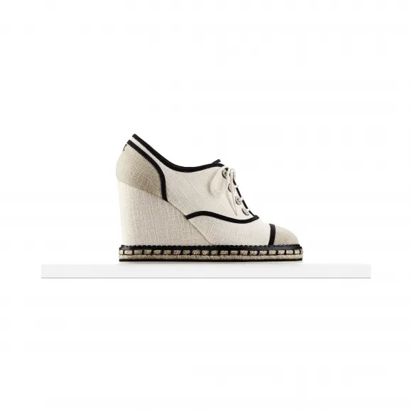 香奈儿/Chanel 淡米色及深米色 系带鞋 G31555_X47725_C8465