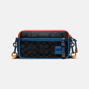 蔻驰/Coach 男士 经典标志帆布PACER纤巧型手包 900_P31