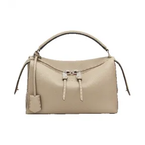 芬迪/Fendi LEI BAG SELLERIA_麻绳色Selleria波士顿手提包 8BL137 NDU F0TX9