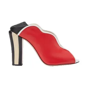 芬迪/Fendi 女士红色SANDALO小牛皮鞋履 8K6497 SNU F04ZR