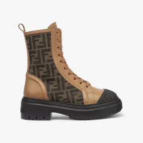 芬迪/Fendi Domino-米色皮革机车靴-女士长靴及短靴 8T8353AJZFF1ICN 8056582041742