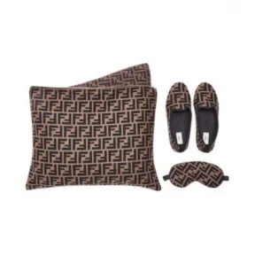 芬迪/Fendi 棕色羊绒旅行套装 FXH006AALRF0QE1