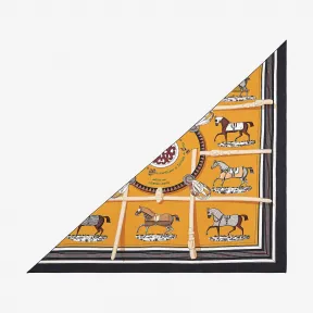 爱马仕/Hermes 蓝色 “骏马的披挂”大三角巾 H571356S_17