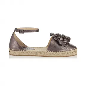 Jimmychoo/吉米周 轻巧摩卡金属软化皮革帆布鞋，配以花卉贴花 DYLANFLATIFA022963
