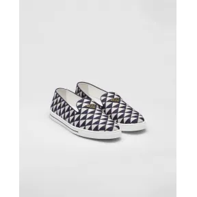 普拉达/Prada 刺绣科技织物便鞋 2S2966-3LK6-F02Z7