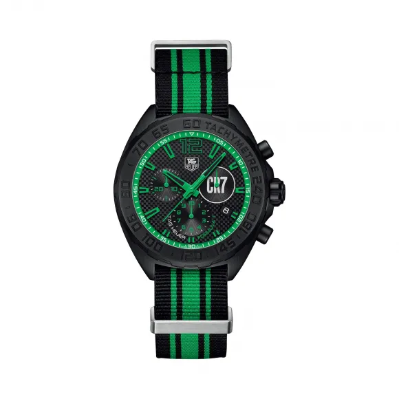 豪雅/TAG Heuer F1系列 石英机芯 精细磨砂黑色碳化钛涂层精钢 男表 CAZ1113.FC8189