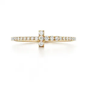 蒂芙尼/Tiffany Tiffany T 系列 18K 黄金镶钻线圈戒指。